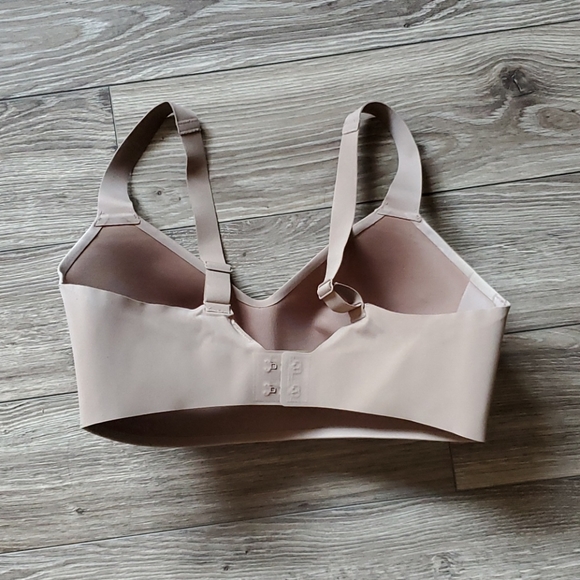 Lululemon Bra - Picture 2 of 3